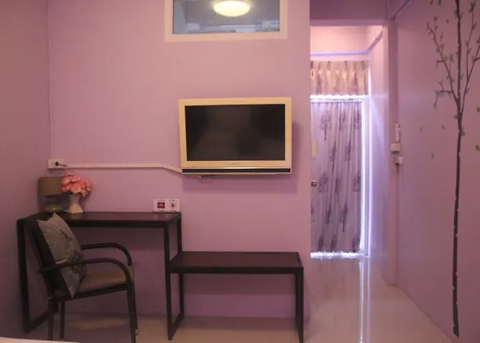 Motel Baan Phaholyothin 52 3*