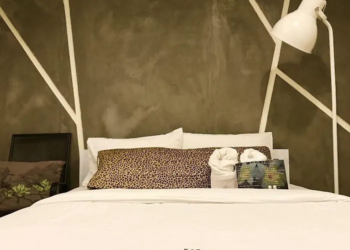 Baan Phaholyothin 52